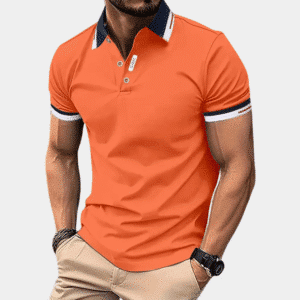 Oranje herenpoloshirt met contrasterende kraag en mouwboorden, stijlvolle casual mode, perfect voor zomerse outfits en sportieve gelegenheden.